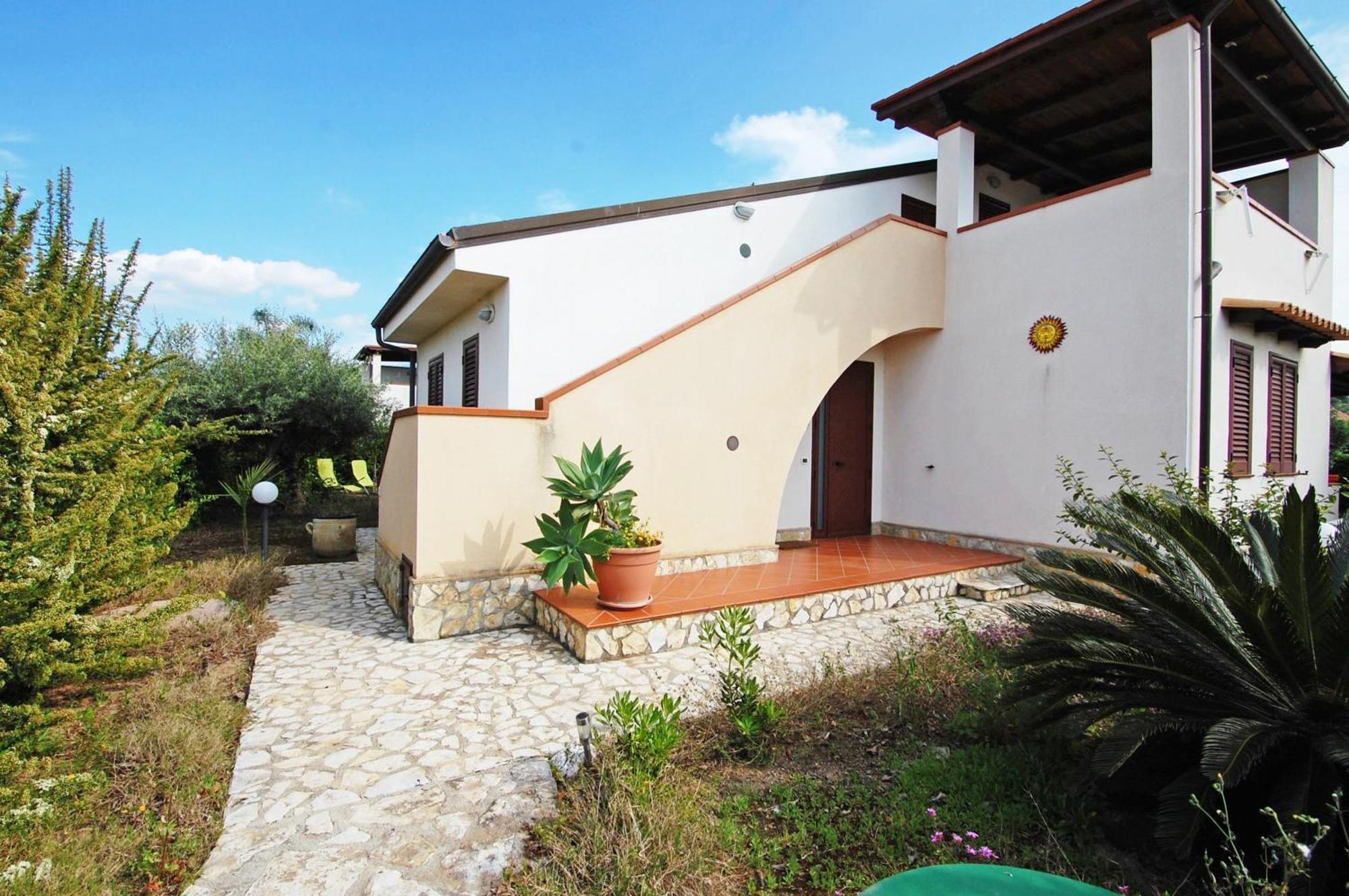 Sole Mare Deluxe Villa กัมโปเฟลิเช ดิ โรชเชลลา ภายนอก รูปภาพ