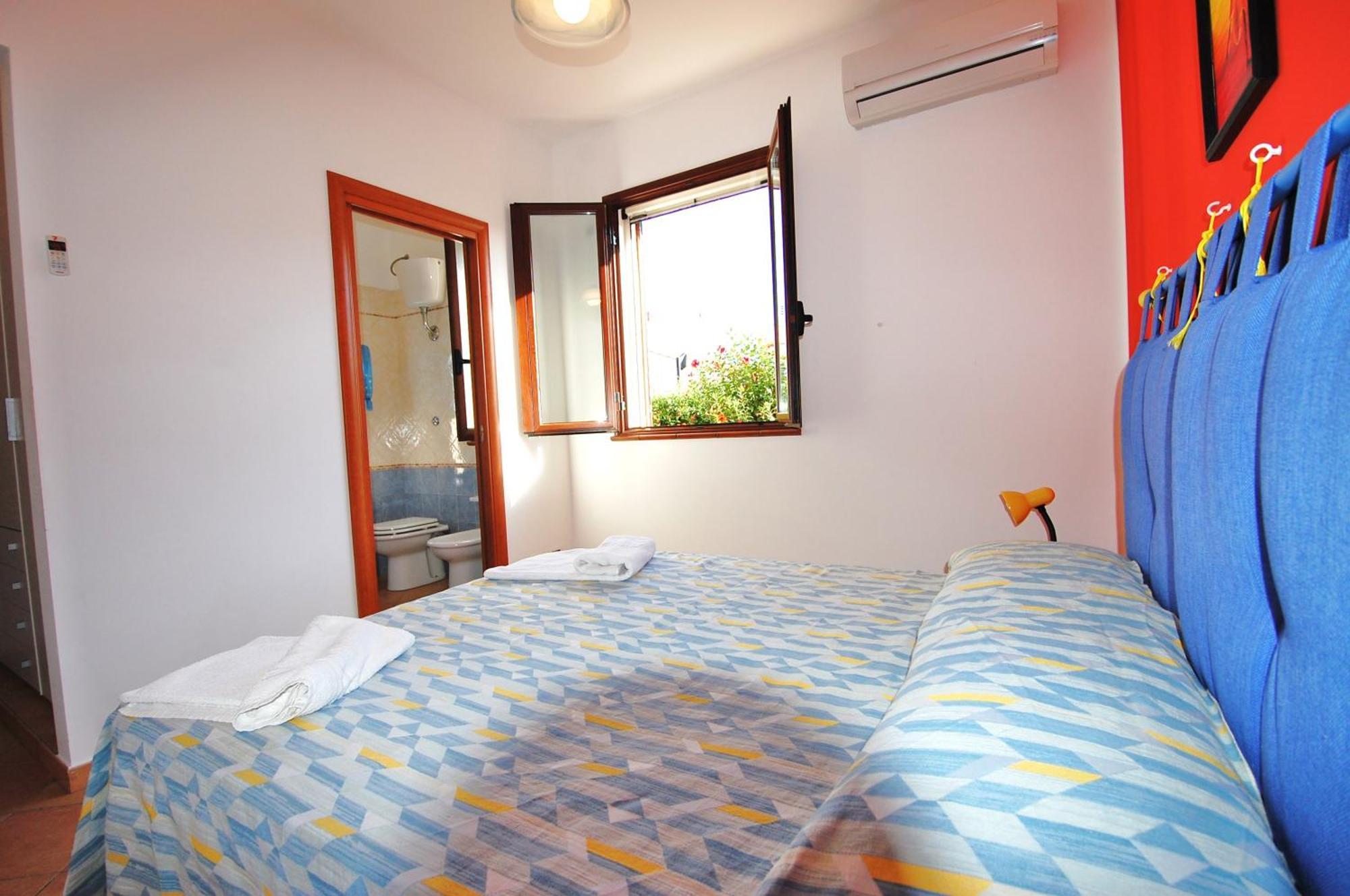 Sole Mare Deluxe Villa กัมโปเฟลิเช ดิ โรชเชลลา ภายนอก รูปภาพ