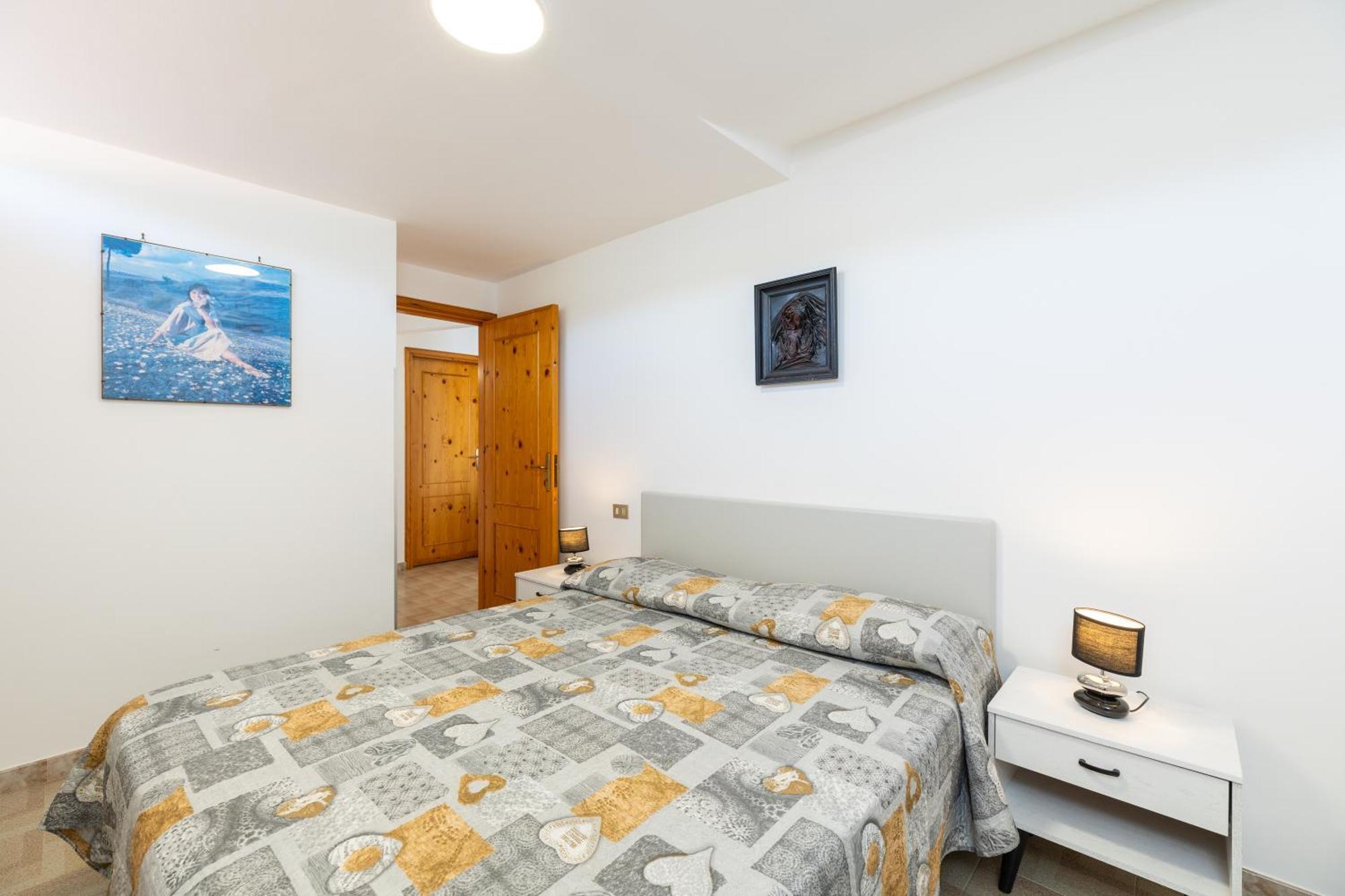 Sole Mare Deluxe Villa กัมโปเฟลิเช ดิ โรชเชลลา ภายนอก รูปภาพ
